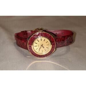 Vintage TIMEX Women's Manual Wind-up 60s Watch 28mm Gold Tone Maroon Working